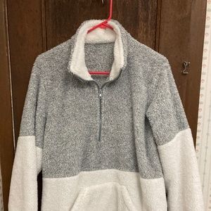 Fleece pullover